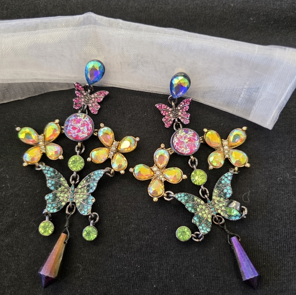 Betsey Johnson Jewelry - Betsey Johnson Butterfly Dreams Clip Dangle Earrings